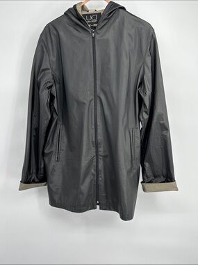 Utex Design Black Polyvinyl Zip Hood Zip Front Cuff Sleeve Pockets Lined M